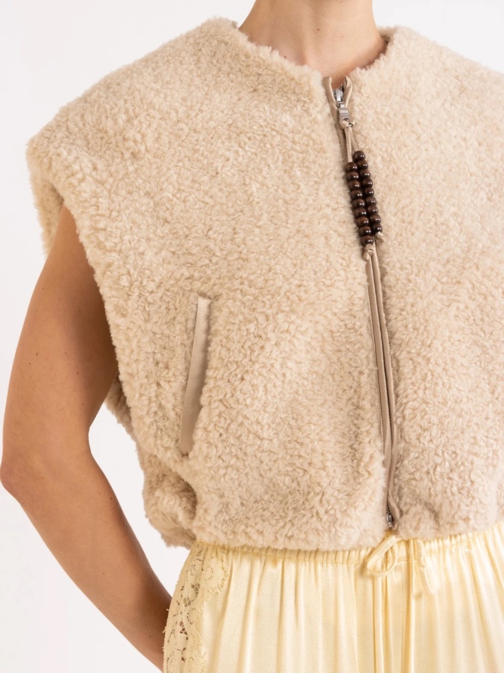 NWT FLANNEL Galie Faux Fur Vest in Oat Size S